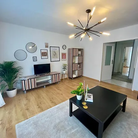 Daire Wonderful 5min To The Center Bratislava